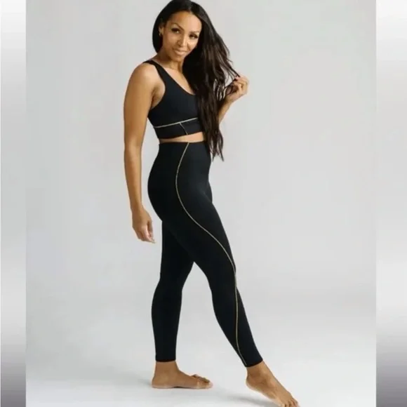 ZYIA Black and Gold Gilded Women's Bra & Leggings Set - Picture 3 of 11